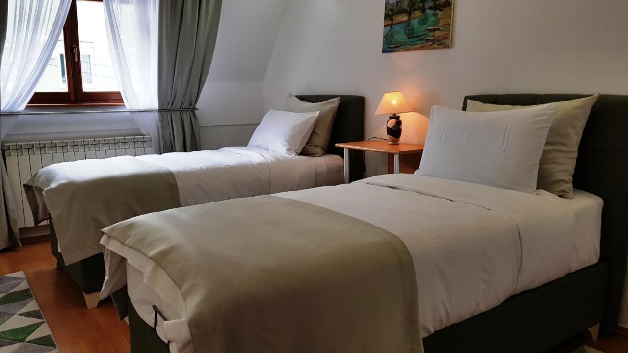 Apartment Cobanija ซาราเยโว ภายนอก รูปภาพ