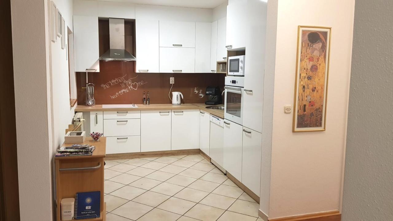 Apartment Cobanija ซาราเยโว ภายนอก รูปภาพ